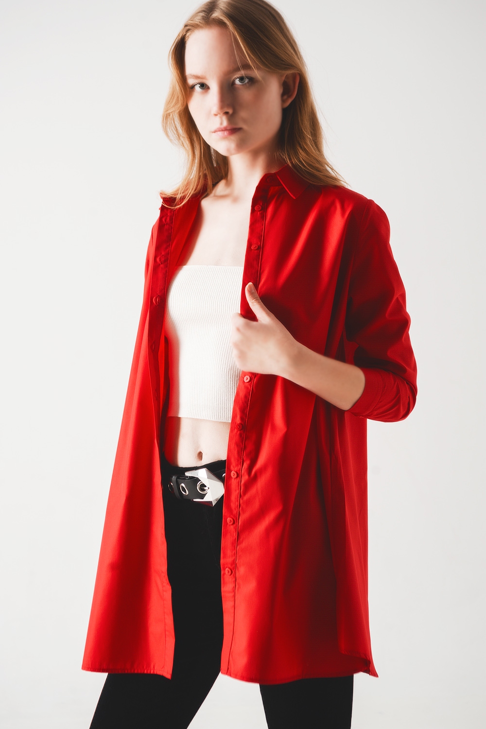 Camisa oversize en rojo intenso Camisa oversize en rojo intenso