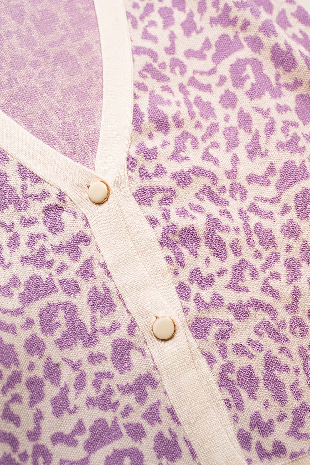 Cárdigan ligero en estampado animal lila Cárdigan ligero en estampado animal lila