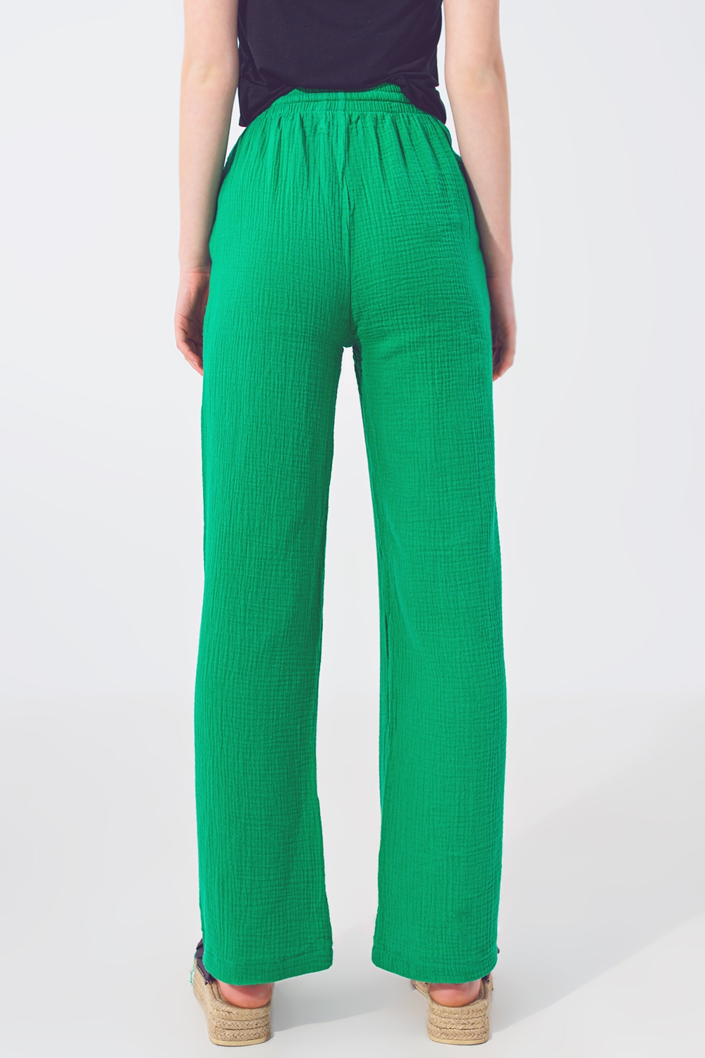 Pantalón Texturizado de Corte Holgado en Verde Pantalón Texturizado de Corte Holgado en Verde