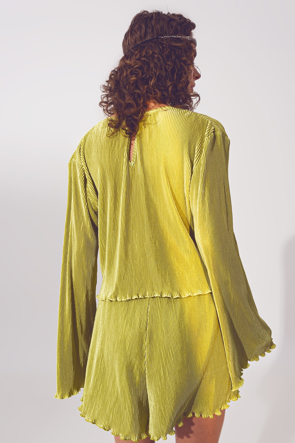 Crop Top plisado de cuello redondo en verde