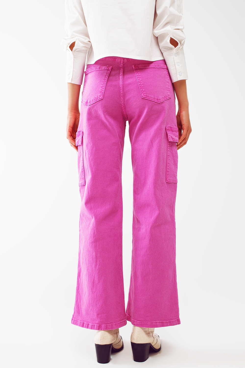 Pantalones cargo rectos en fucsia Pantalones cargo rectos en fucsia
