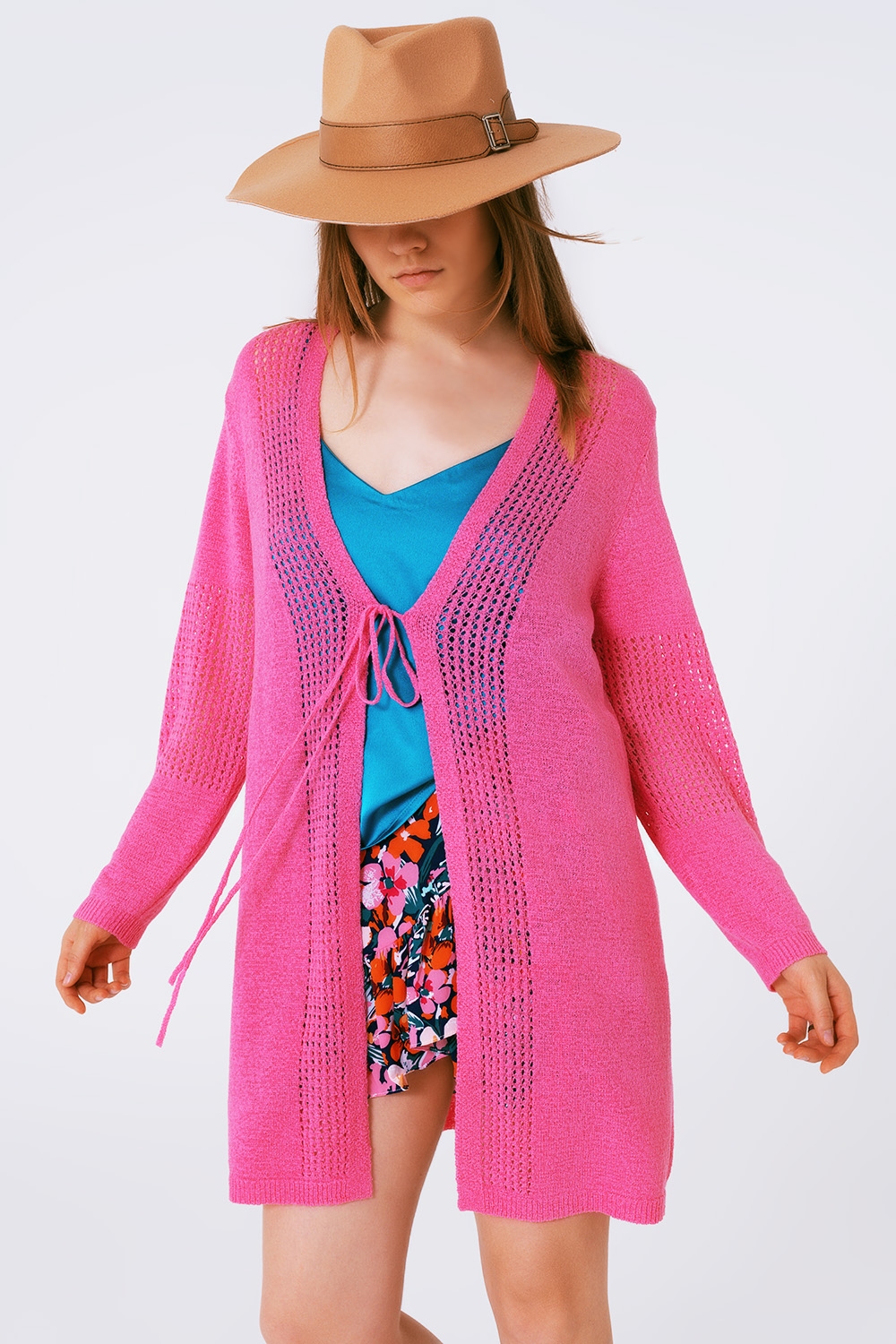 Cárdigan de Croché con Cordón de Ajuste en Rosa Cárdigan de Croché con Cordón de Ajuste en Rosa