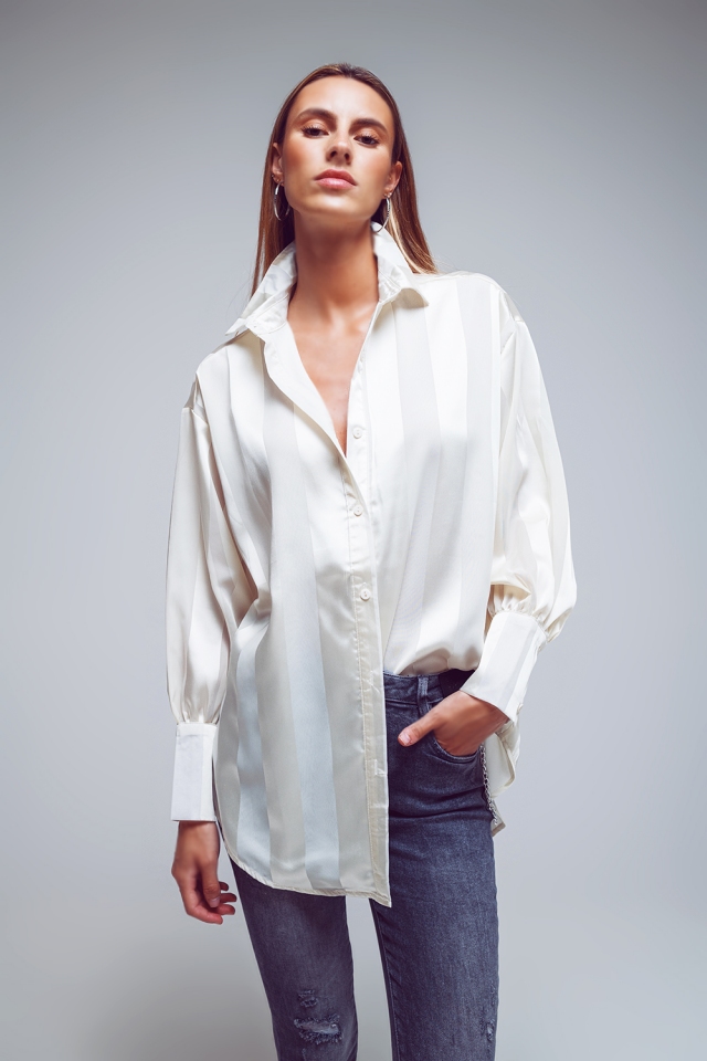 Camicia oversize con design a righe e maniche a palloncino in crema