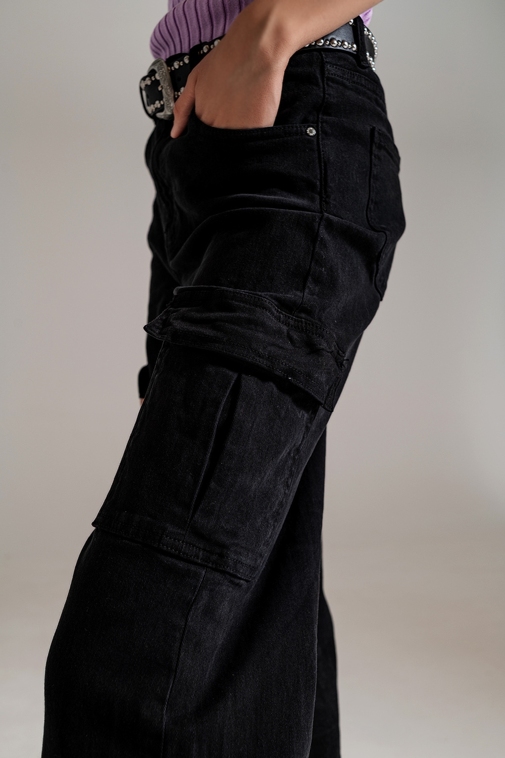 Pantalones cargo rectos en negro Pantalones cargo rectos en negro