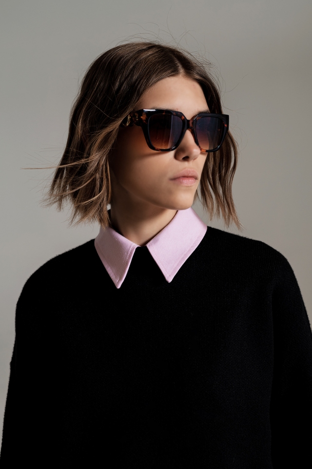 SUNGLASSES