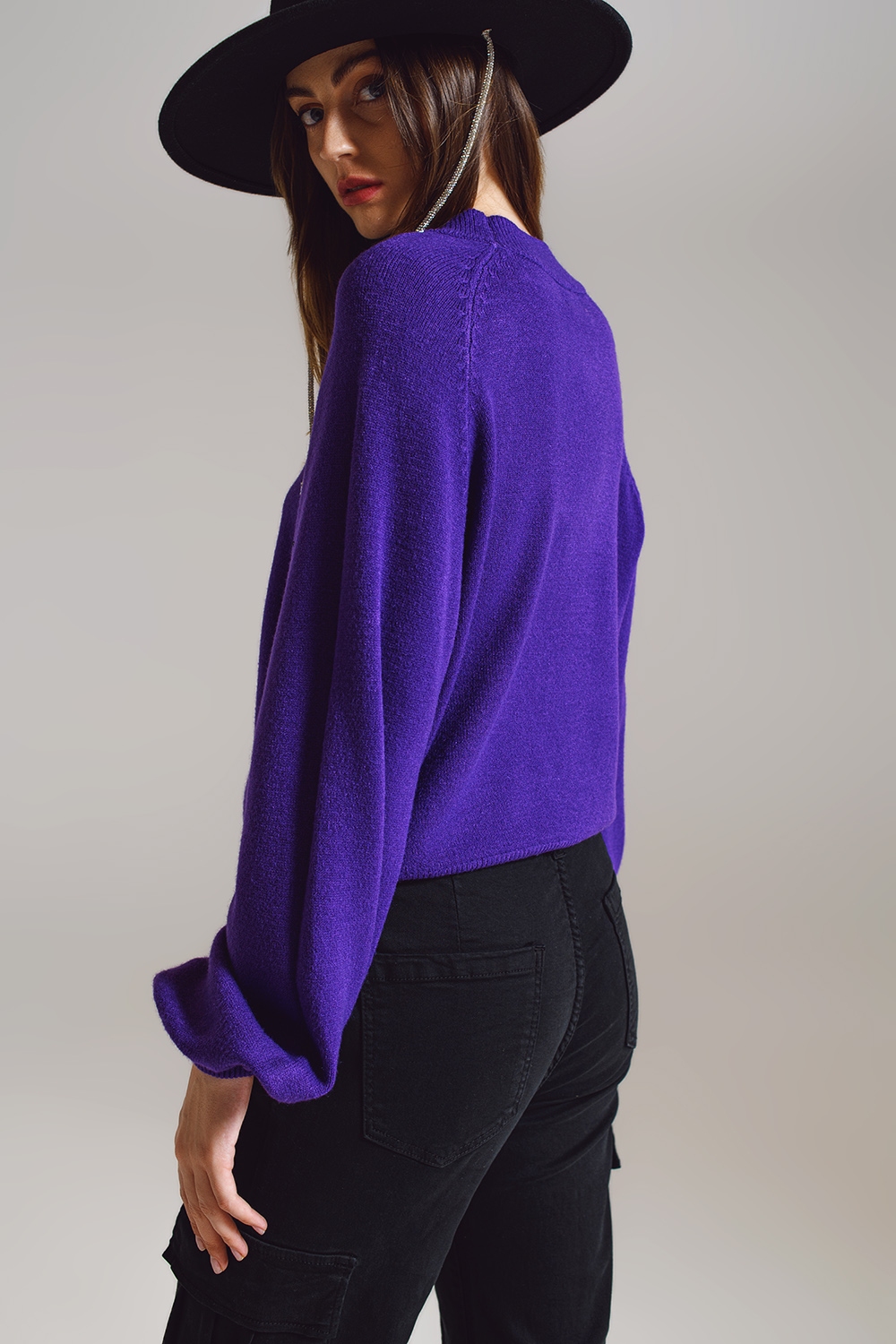 jumper morado de estilo relajado con mangas globo jumper morado de estilo relajado con mangas globo