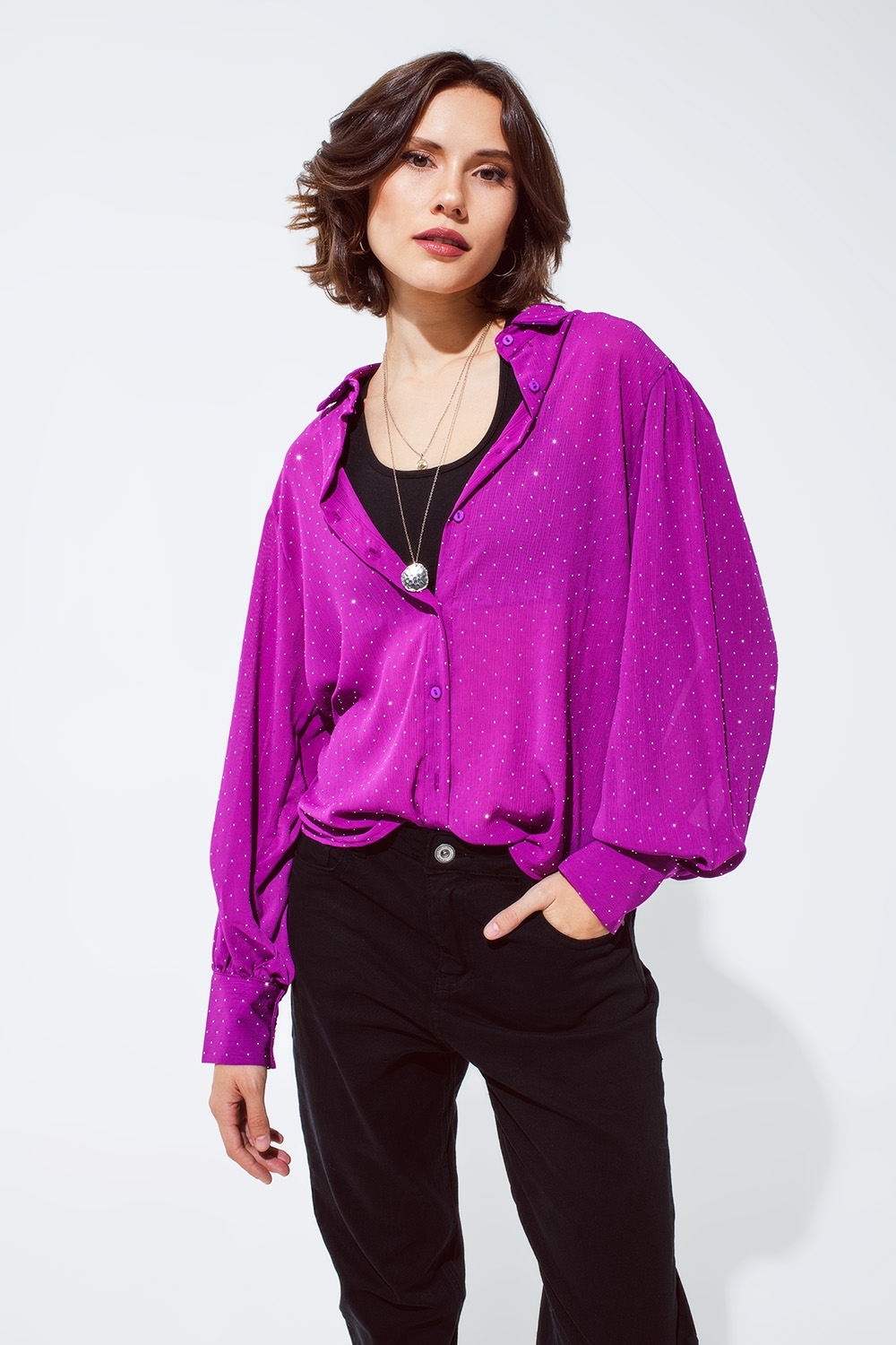 Blusa en magenta con detalle de strass Blusa en magenta con detalle de strass