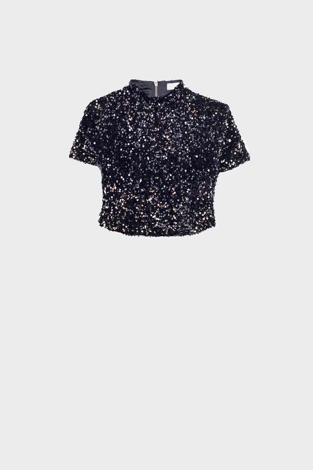 Cropped top negro con lentejuelas Cropped top negro con lentejuelas