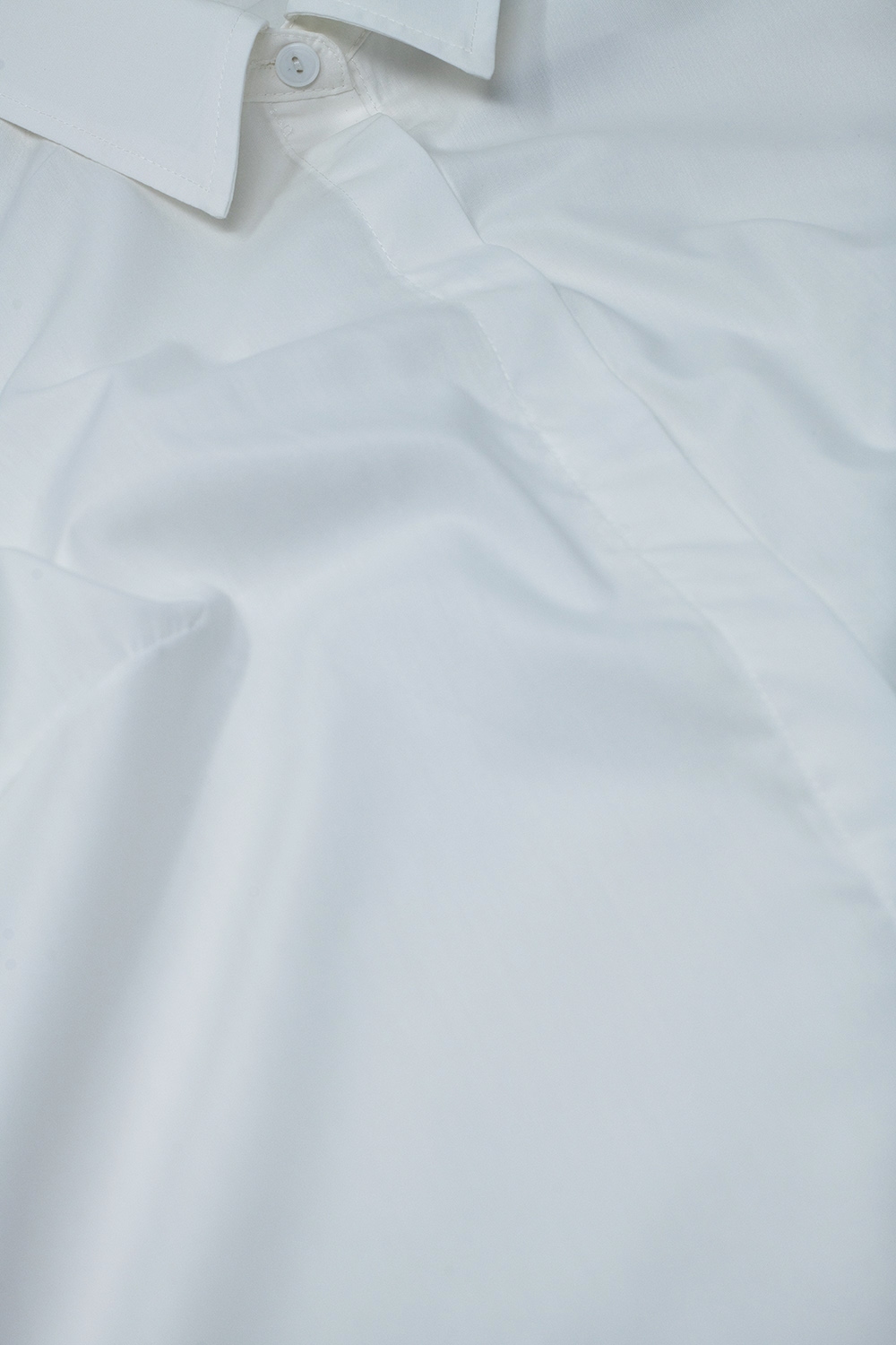 Camisa blanca basica de poplin de manga larga globo Camisa blanca basica de poplin de manga larga globo