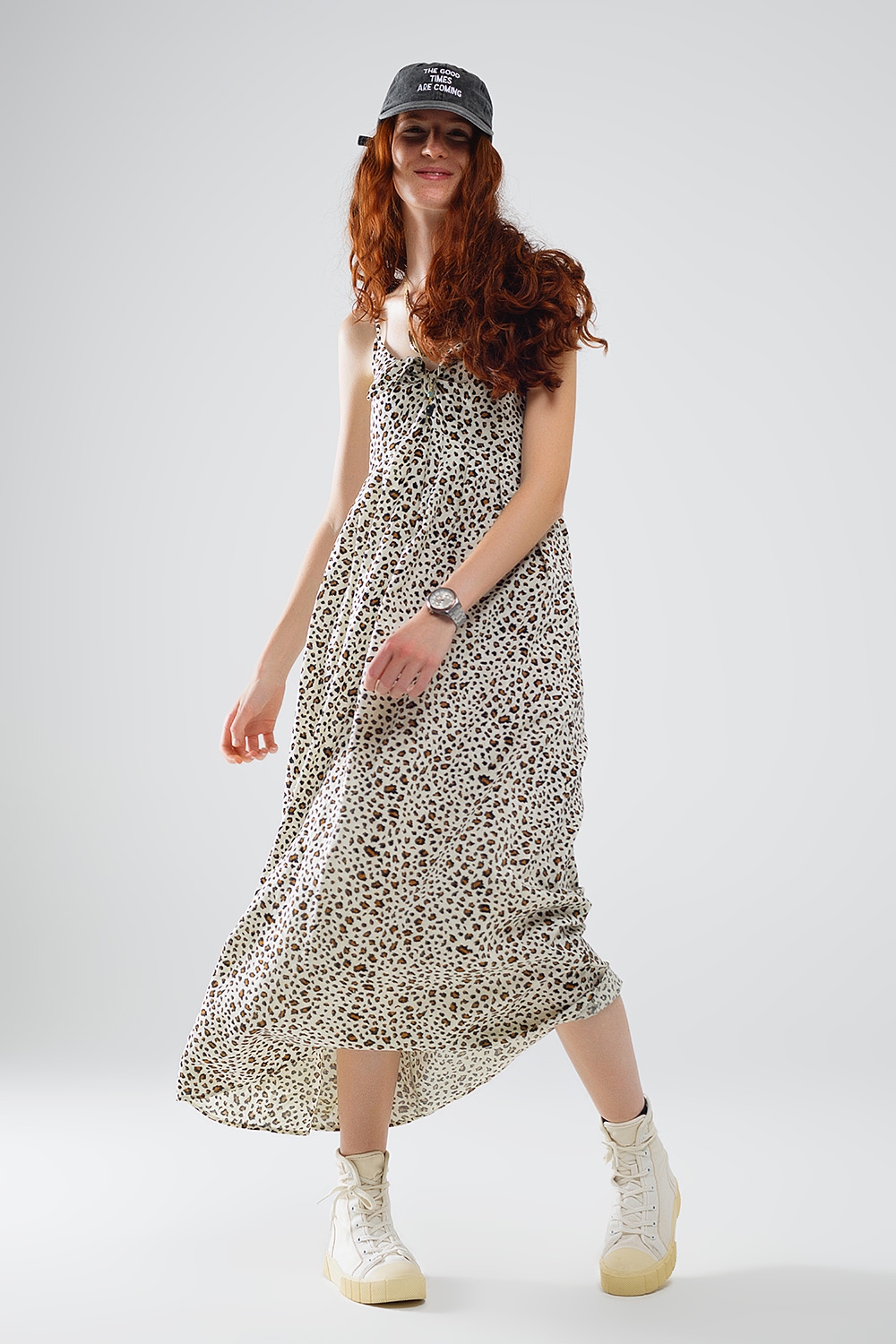 Vestido largo con estampado de leopardo y detalle de nudo Vestido largo con estampado de leopardo y detalle de nudo