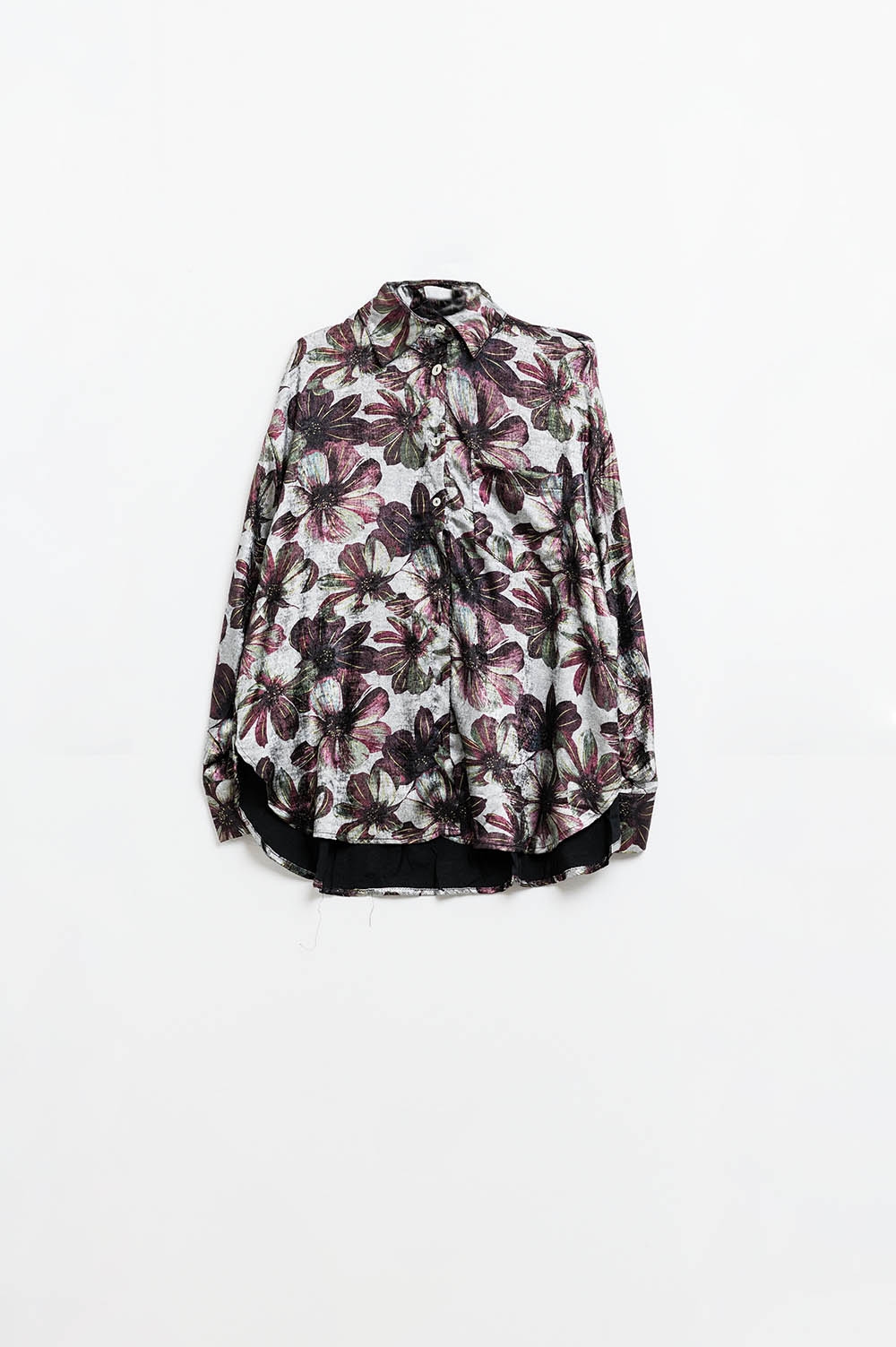 Camisa con estampado de flores efecto metalizado Camisa con estampado de flores efecto metalizado