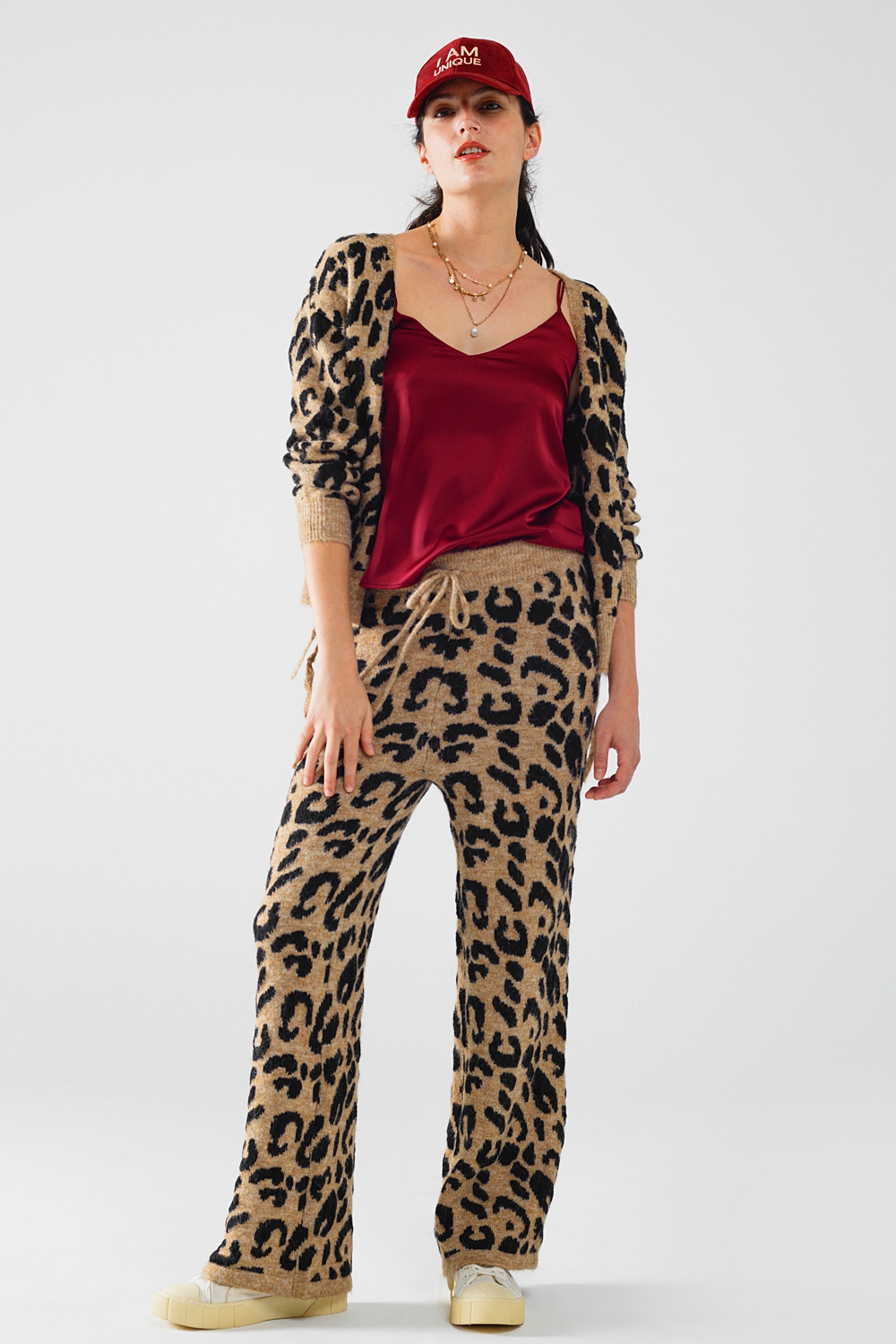 top de tirantes de satén burdeos top de tirantes de satén burdeos